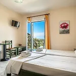 Anemona D *