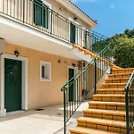 Anemona D * Kateleios